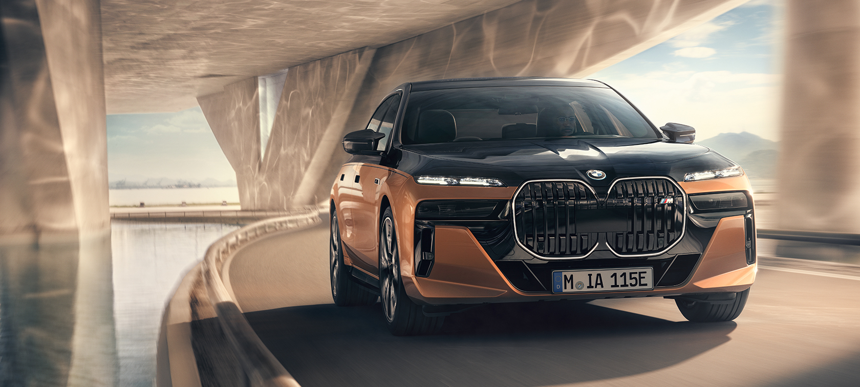 The First-Ever BMW i7 M70